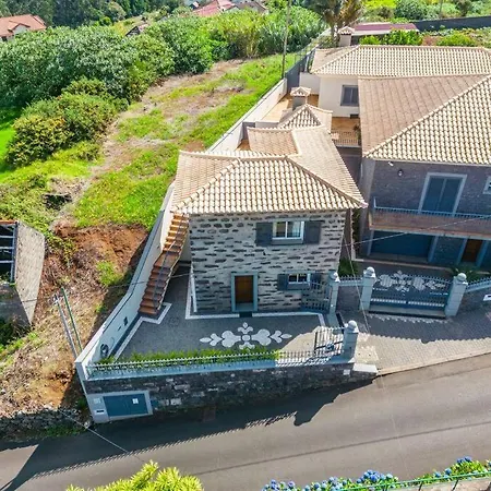 Holiday home Casa Do Palheiro Ribeirinho By Rent-a-key Porto Moniz