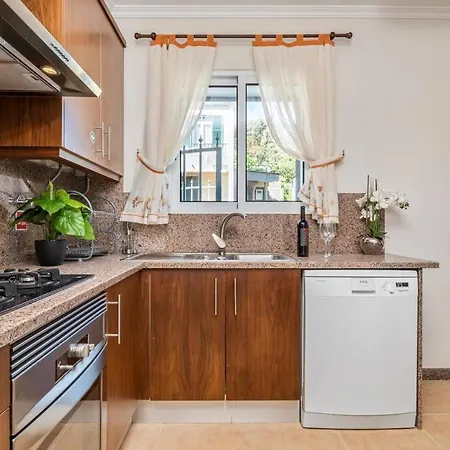 Casa Do Palheiro Ribeirinho By Rent-a-key * Porto Moniz