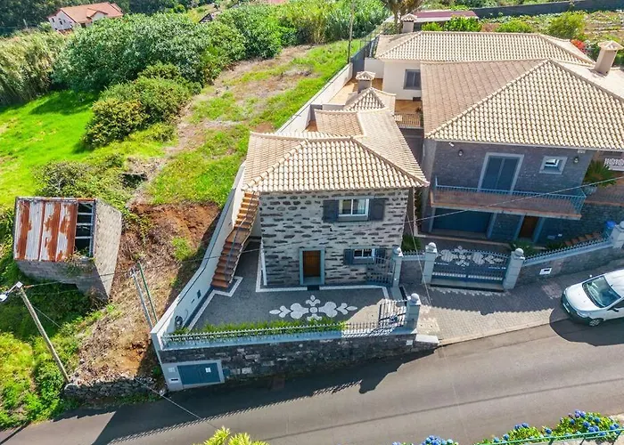 Ferienhaus Casa Do Palheiro Ribeirinho By Rent-a-key Porto Moniz