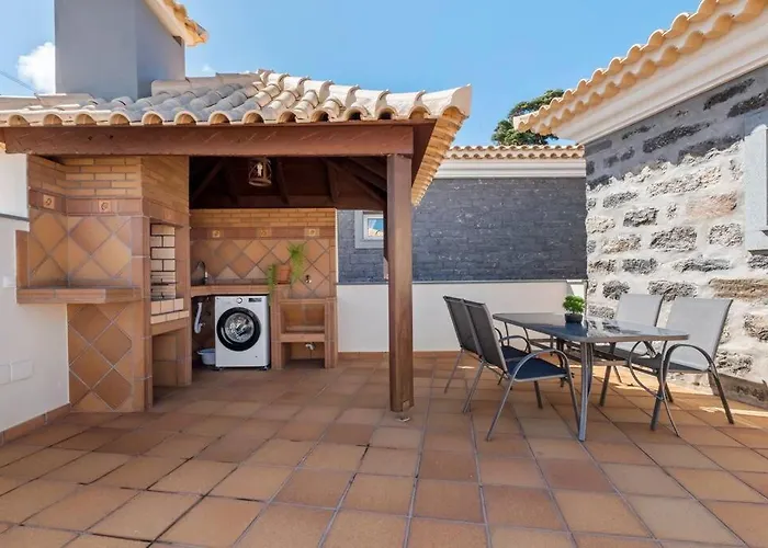 Casa Do Palheiro Ribeirinho By Rent-a-key * Porto Moniz